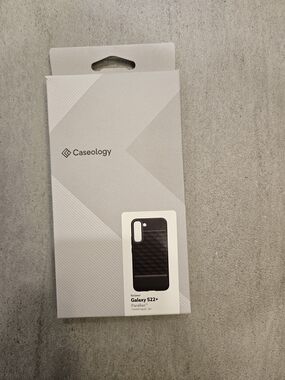Caseology Galaxy S22+ Parallax Phone Case - Black New (Open Box)